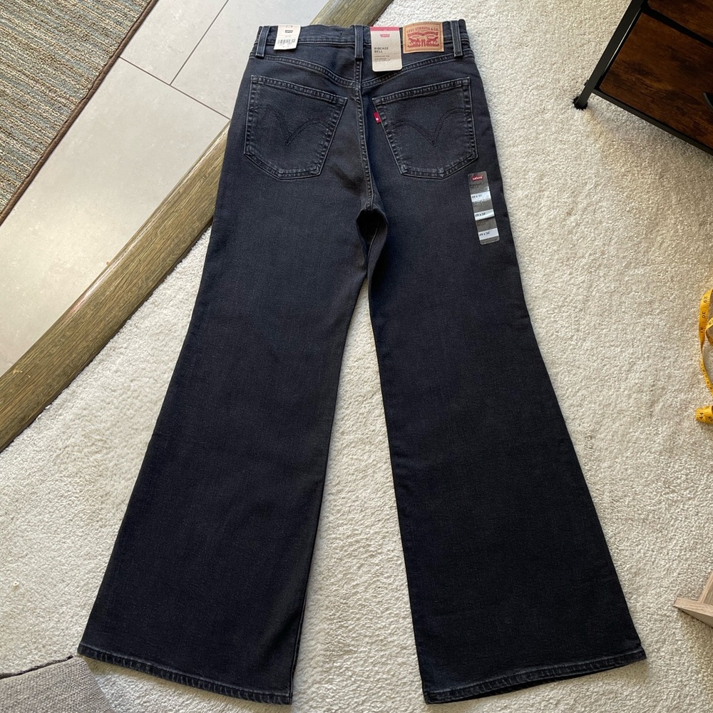 NWT Levi's Ribcage Bells High Rise Women's Jeans Size 29/32 - Picture 7 of 12